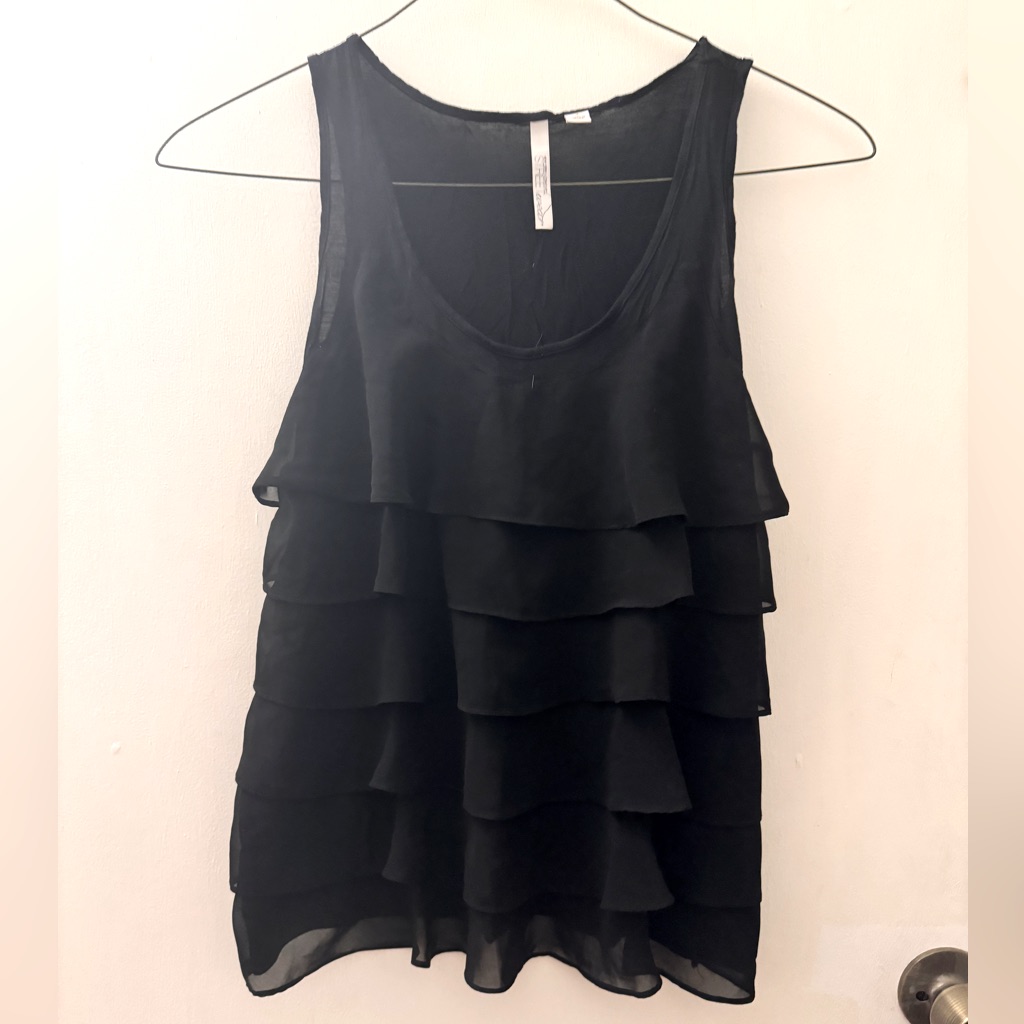 New York And Company Streetwear Brand Blouse Size S Good Condition New York And Company Streetwear Brand Blouse Size S Good Condition